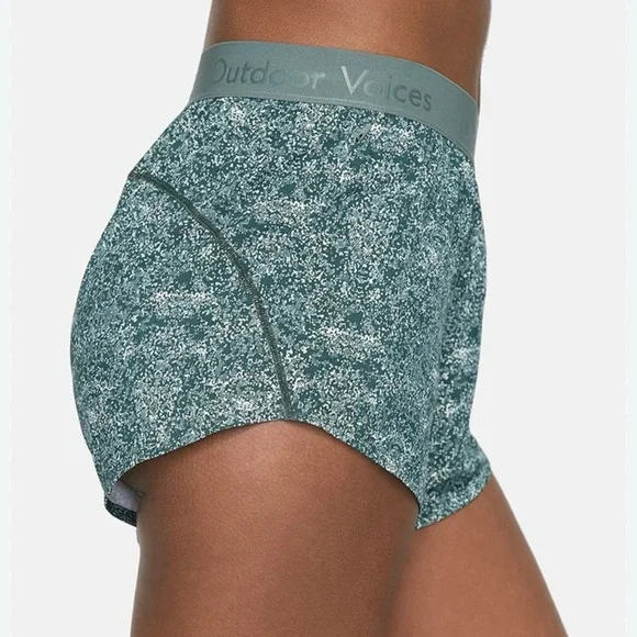 Outdoor voices relay shorts in pebbled forest small - Picture 1 of 4